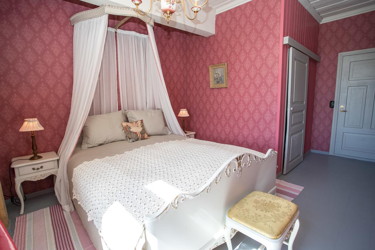 Boutique Hotel Langin Kauppahuone Raahe Ngoại thất bức ảnh